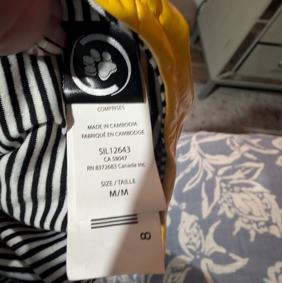 Dog rain coat - Picture 3 of 4